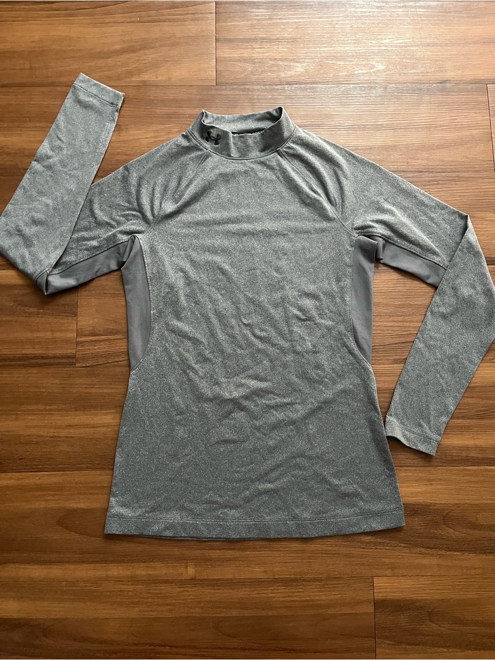Women’s Under Armour ColdGear Mock Neck - Size Small